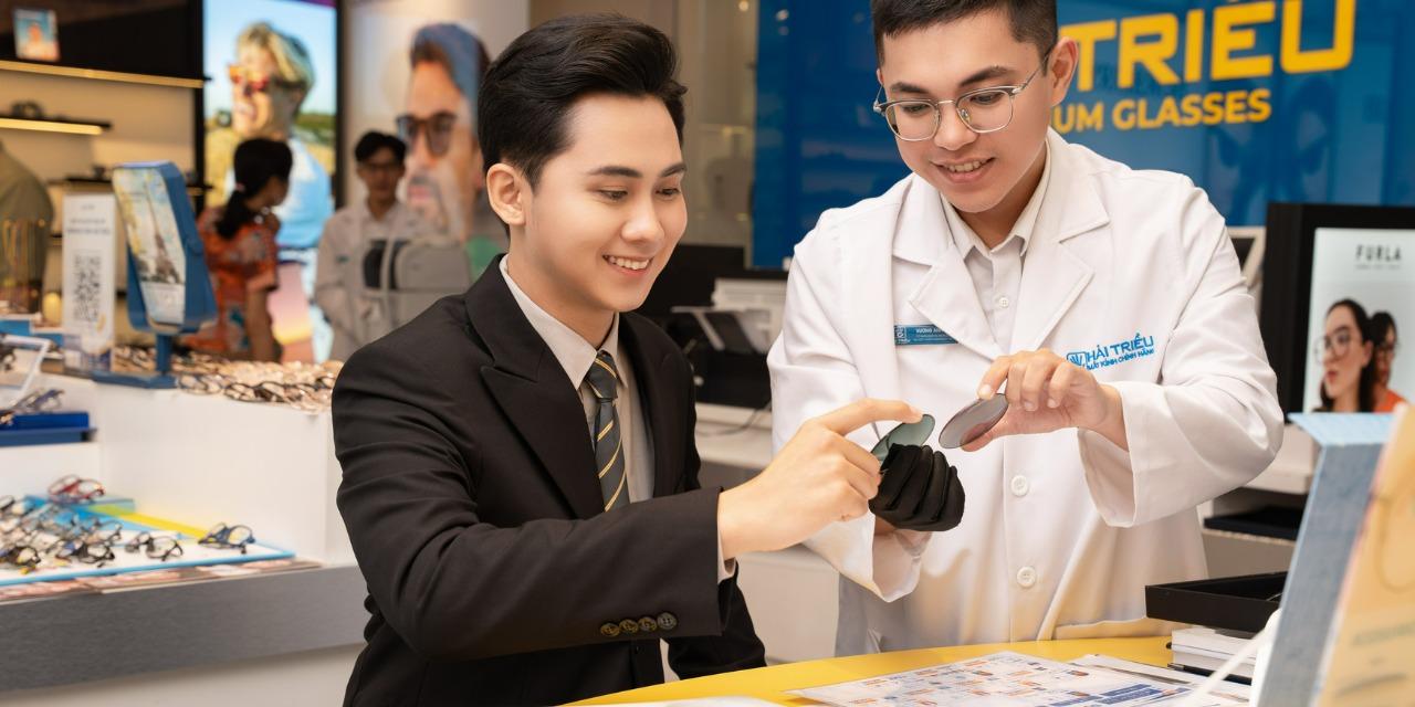 Giá bán tròng kính chống ánh sáng xanh mới, bảo hành 1 năm Mua tròng kính chống ánh sáng xanh tại Hải Triều an tâm về chất lượng và dịch vụ