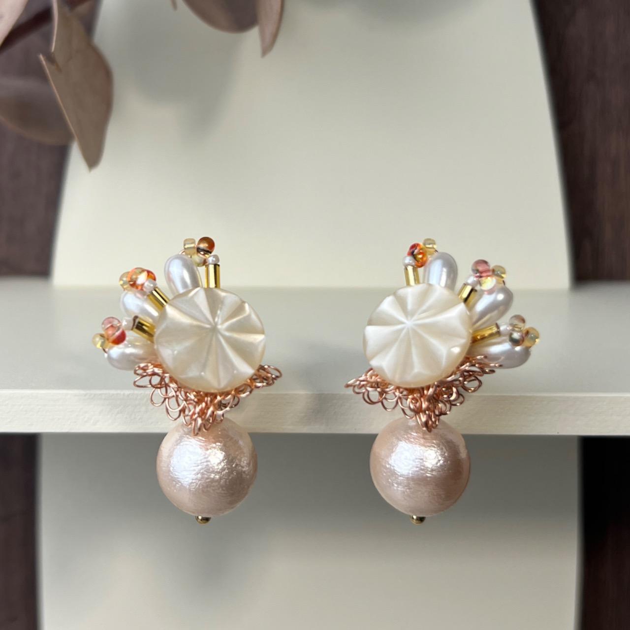 Wei_Weave 微微福 Button Studs