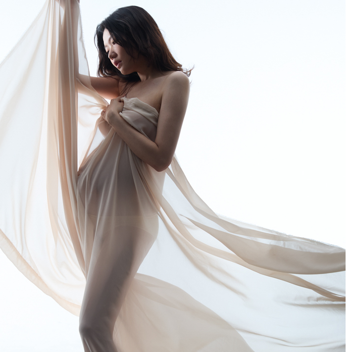 旋轉木馬手工精緻婚紗｜孕寫真 質感輕紗客戶樣照