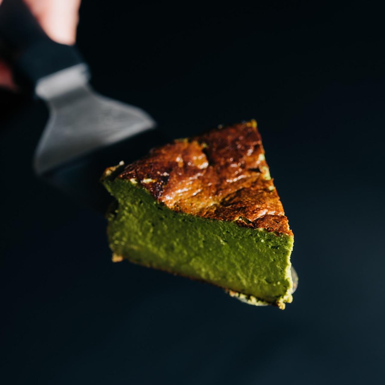 點點甜甜甜點店 重抹．抹茶巴斯克蛋糕