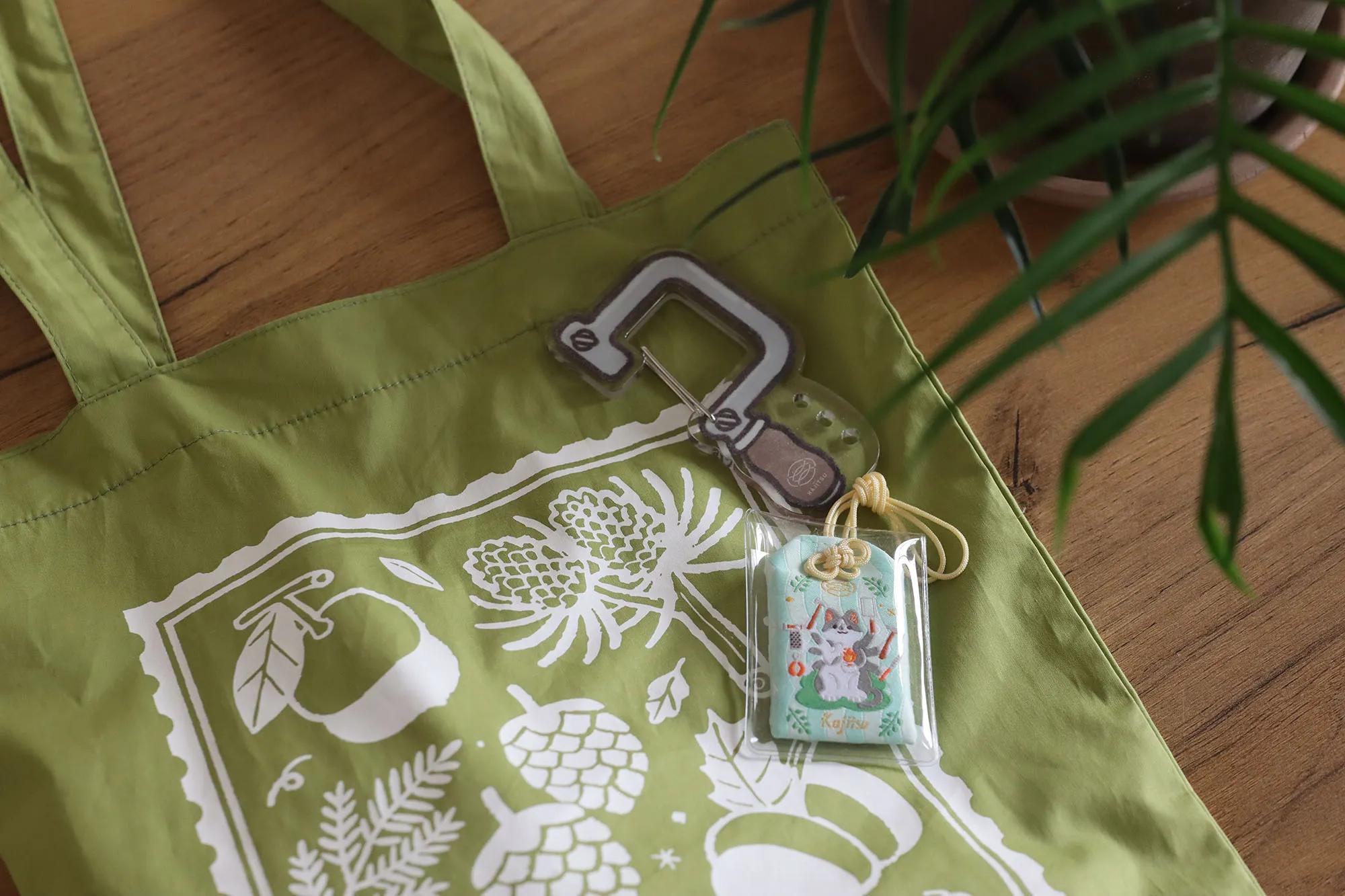 暖果 Kajitsu jewelry 大稻埕金工 台北金工 金工手作 台北手作 手作戒指 手作對戒 文化幣 婚戒 對戒 暖果金工 迪化街 暖果金工課 金工體驗