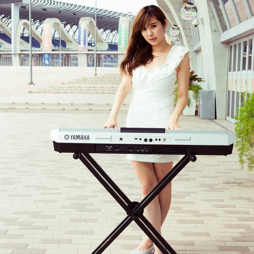 露比，老爹威廉