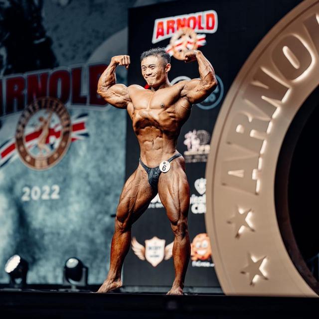 IFBBPRO 超級熱狗王