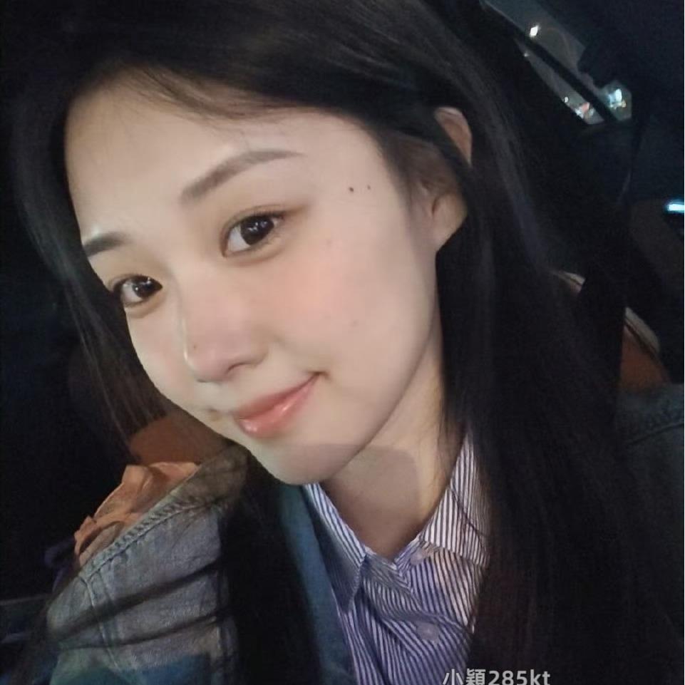 小穎瀨+285kt 發現....今天晚上的我怪好看的😆😆😆