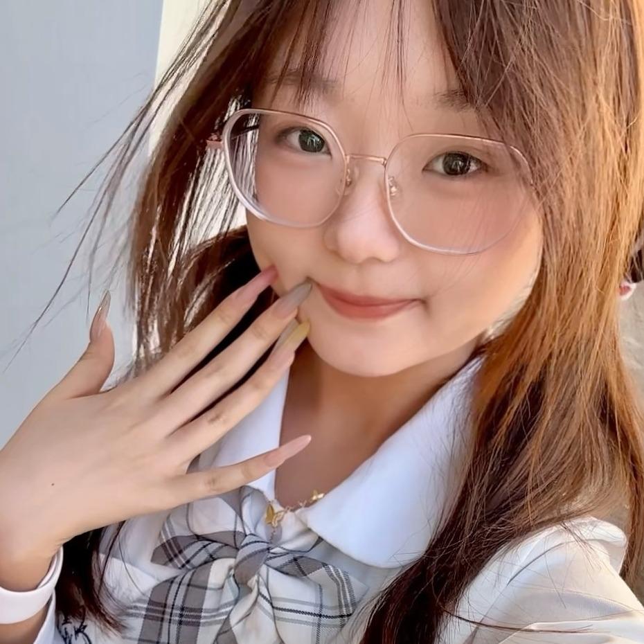 桜·番館🇯🇵東京＆大阪·本番デリヘル公式 T156·B82（B）·21歳☺️