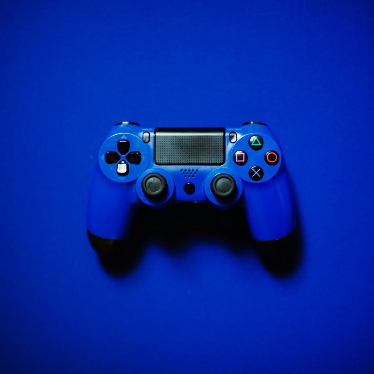 遊戲－MMORPG、卡牌、生存遊戲開發紀錄