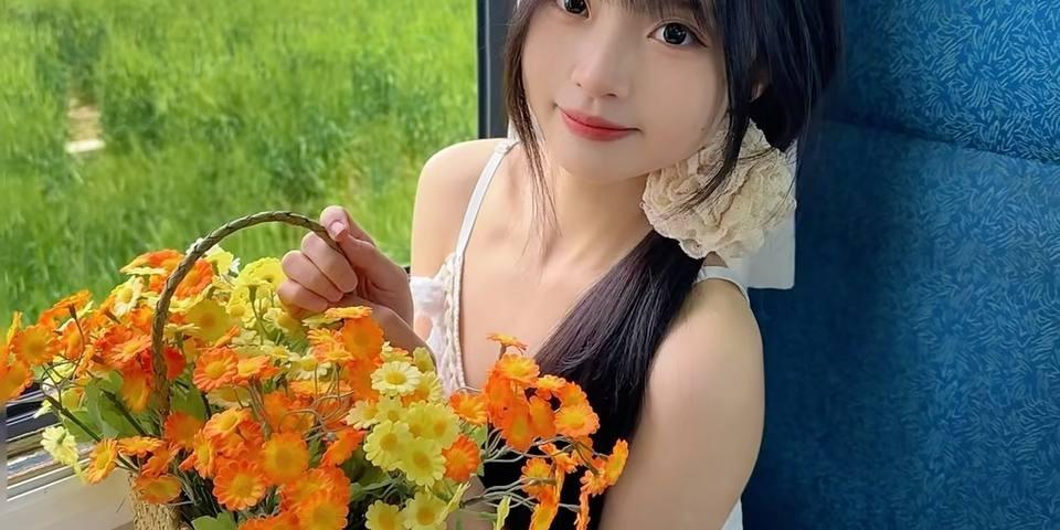 果凍姐姐台北外約/台中按摩/高雄援交妹/新竹學生/彰化外約/台南外送茶Gleezy群組總匯集中站 https://www.3p6688.com