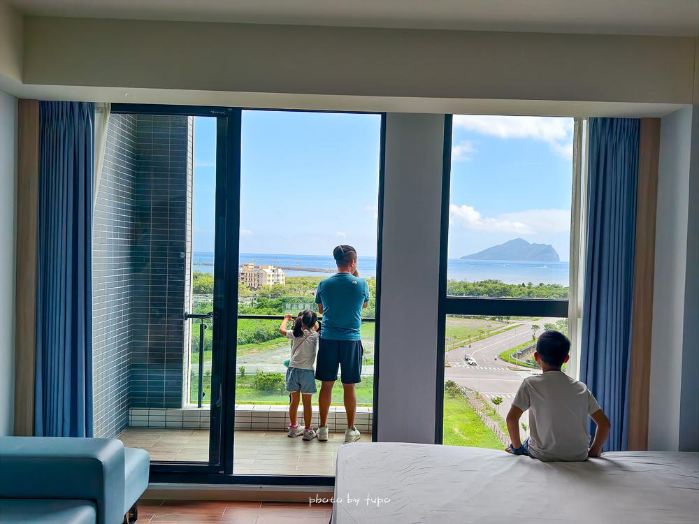 小腹婆大世界 神級海景！直接把海搬進房間 →還能一次收穫山海景！內行人激推的夢幻烤鴨必點！