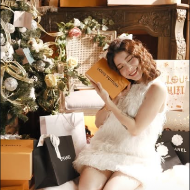 易騏團隊｜電商｜行銷｜影像｜打造IP 聖誕結特別企劃