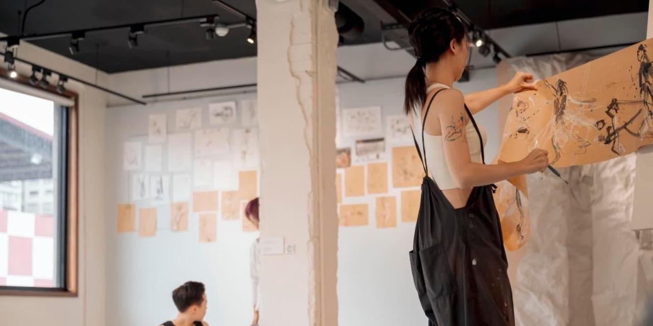 Tinne Hsu,Yi- Ting 2023 汝 身體實驗計劃 Tinne Hsu ╳ 行行製作
